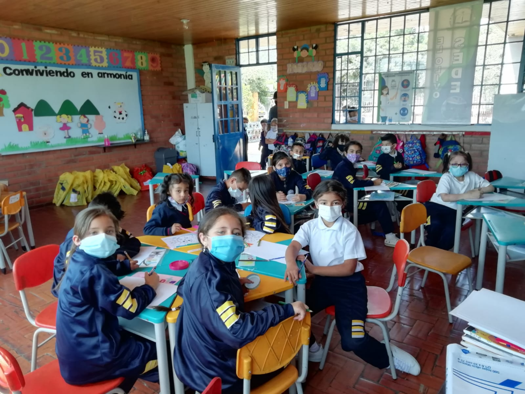 En las montañas de Colombia, la celebración del Día Mundial del Medio Ambiente se hizo con los niños